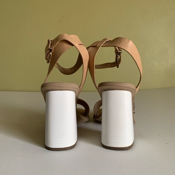 Snake print block heel sandals - Picture 4 of 5